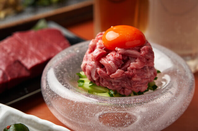 松阪牛の低温調理ユッケ